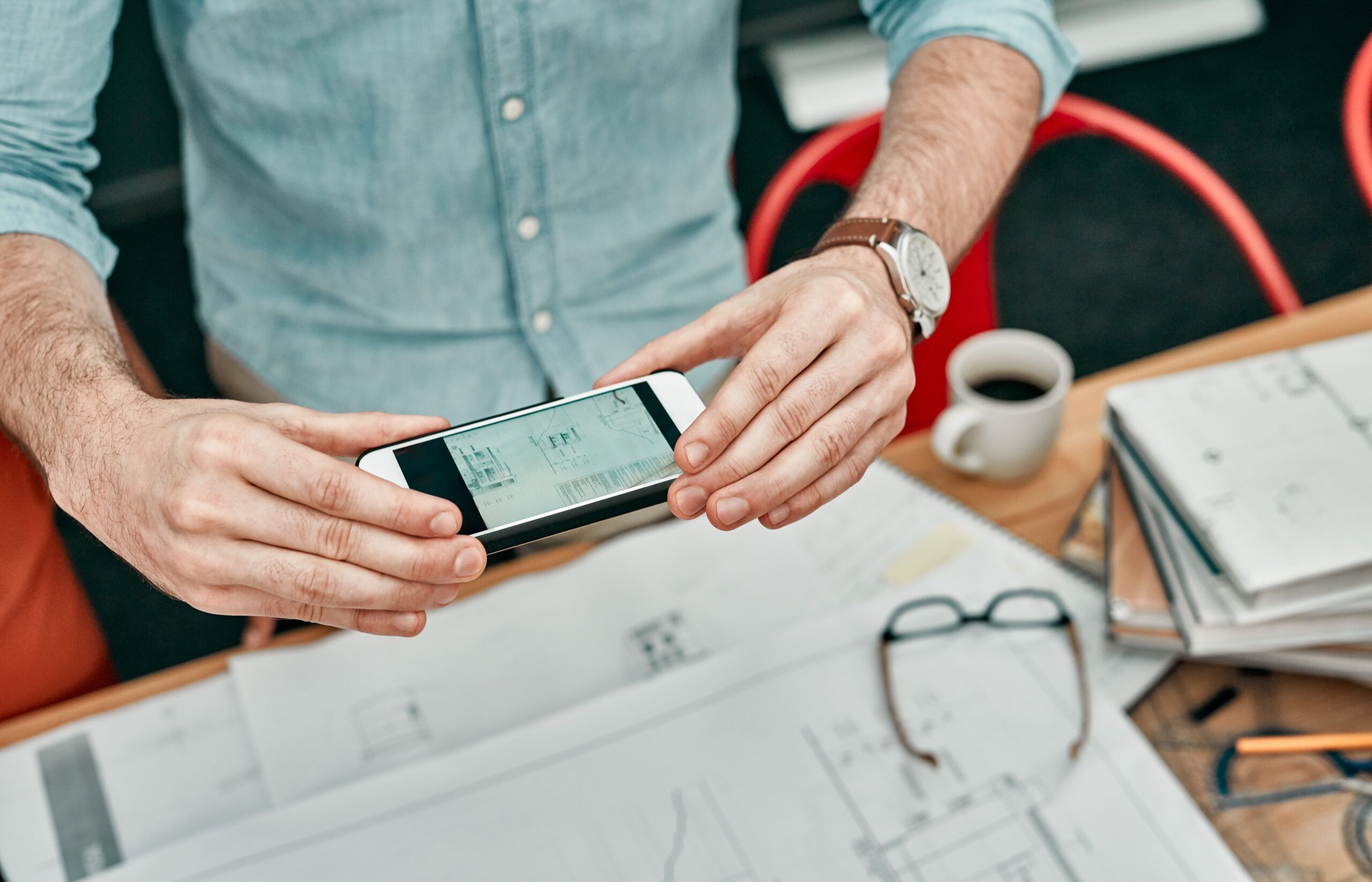 Why Mobile-Friendly Design Is Non-Negotiable in 2025